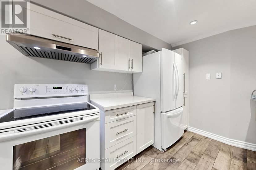 30 Casper Crescent — photo 38 of 40