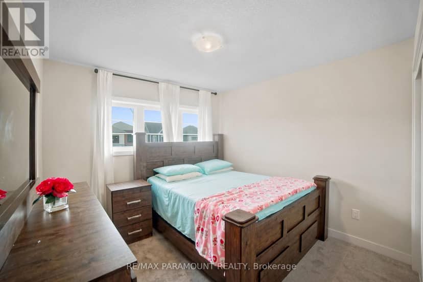 110 Sunflower Crescent — photo 19 of 40