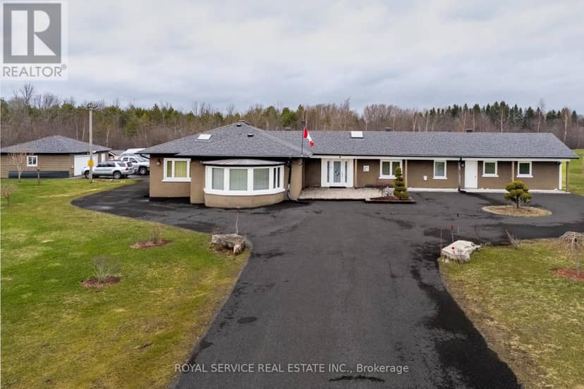 4496 County Road 2, Port Hope, photo 2