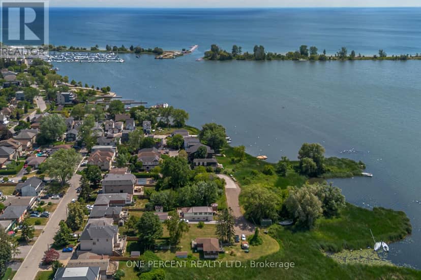 809 St. Martins Drive — photo 7 of 13