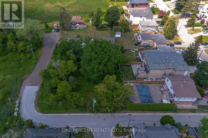 805 St. Martins Drive — photo 11 of 18