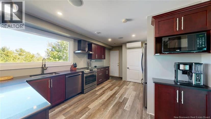 6 Cardinal Lane — photo 34 of 40