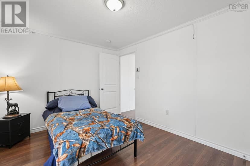 32 Davis Drive — photo 27 of 32