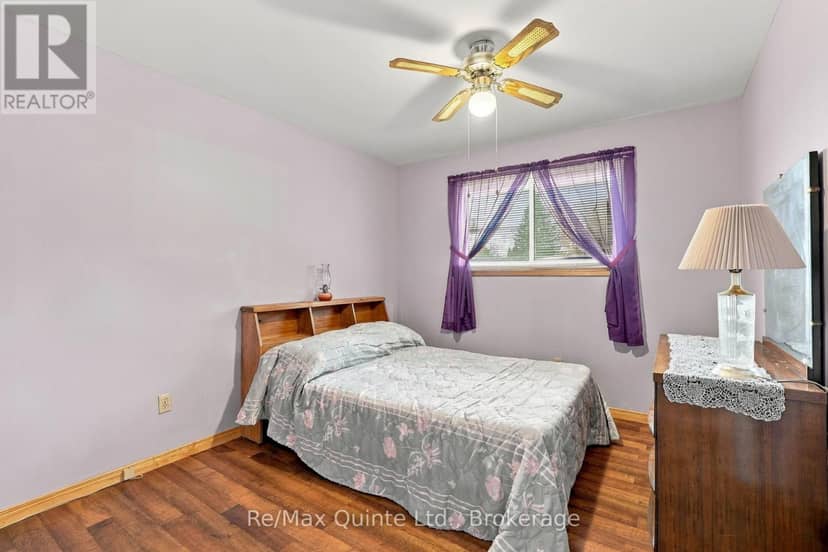 237 Byron Street — photo 11 of 32