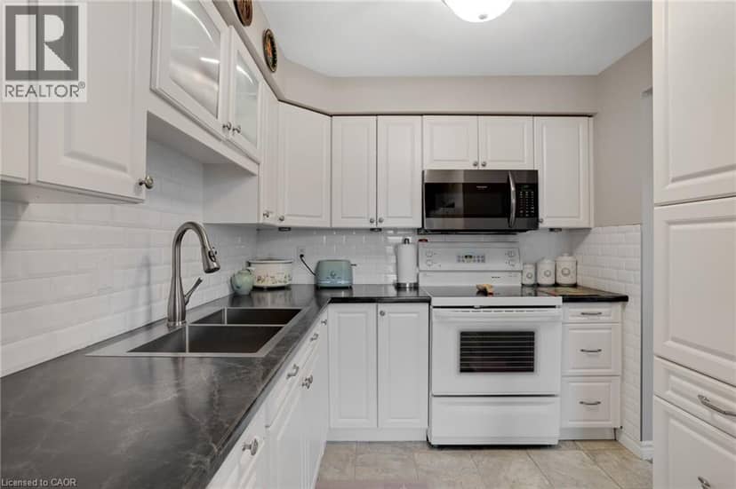 1414 KING Street E Unit# 703 — photo 16 of 40