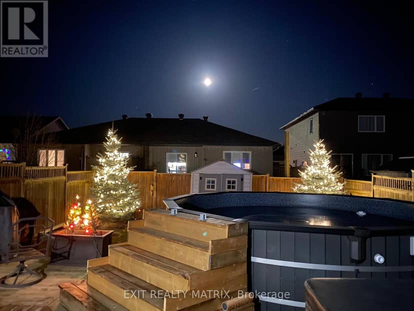 371 Trillium Circle S — photo 16 of 18