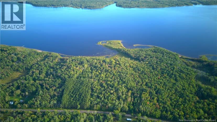 1030 Cox Point Road, Cumberland Bay, photo 2