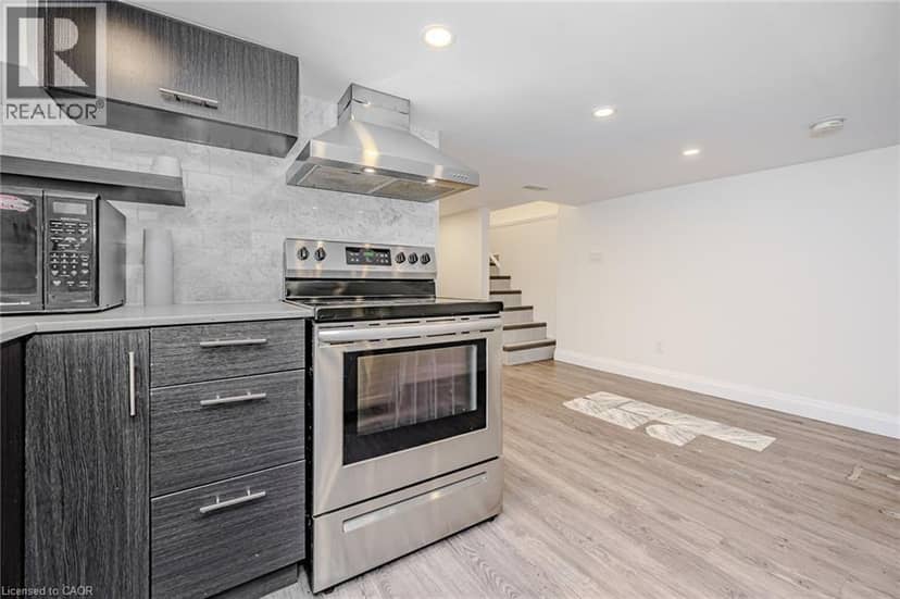 74 CATHCART Street — photo 39 of 40