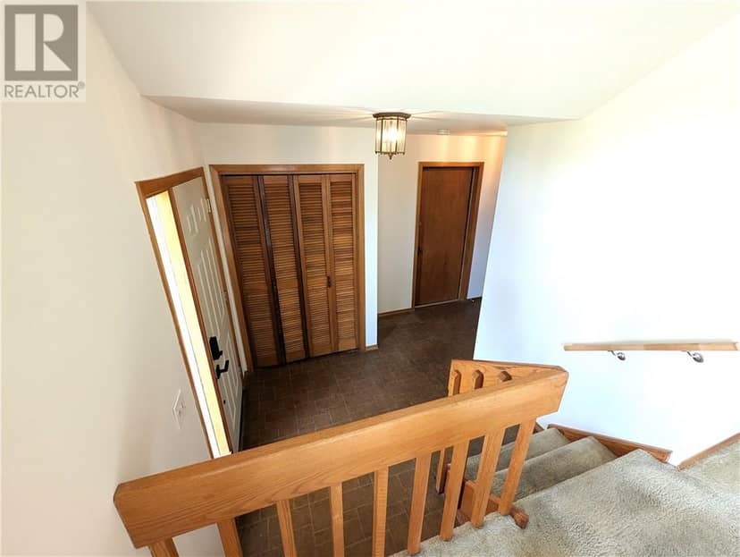 587 Jupiter Court — photo 10 of 40