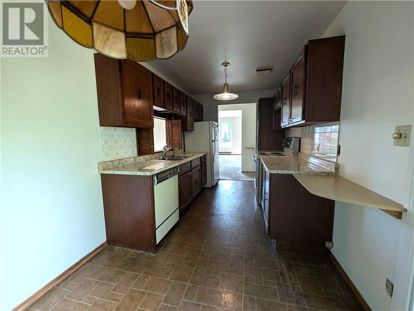 587 Jupiter Court — photo 18 of 40