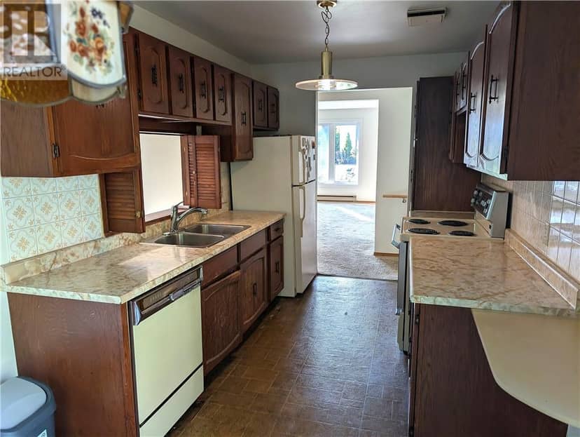 587 Jupiter Court — photo 19 of 40