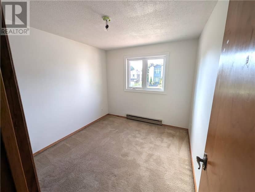 587 Jupiter Court — photo 37 of 40