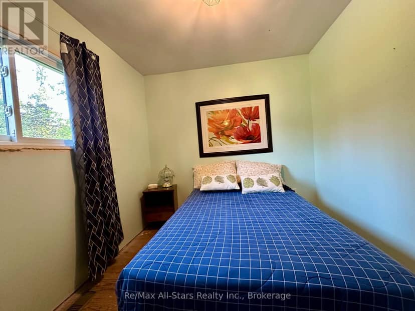 16 Peninsula Court, Trent Lakes, photo 7