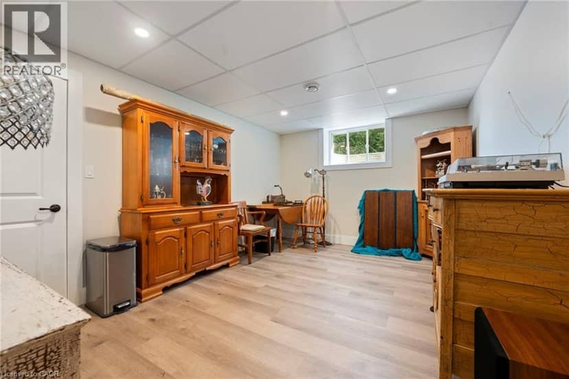 22 MILNE Street — photo 27 of 36