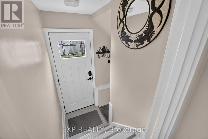 888 Steele Street — photo 32 of 40