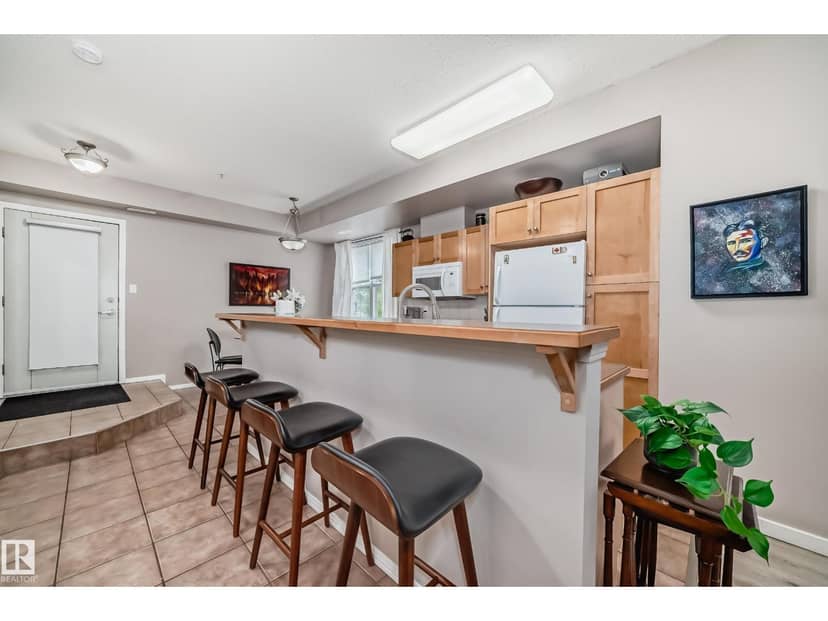 #101 8619 111 ST NW, Edmonton, photo 7