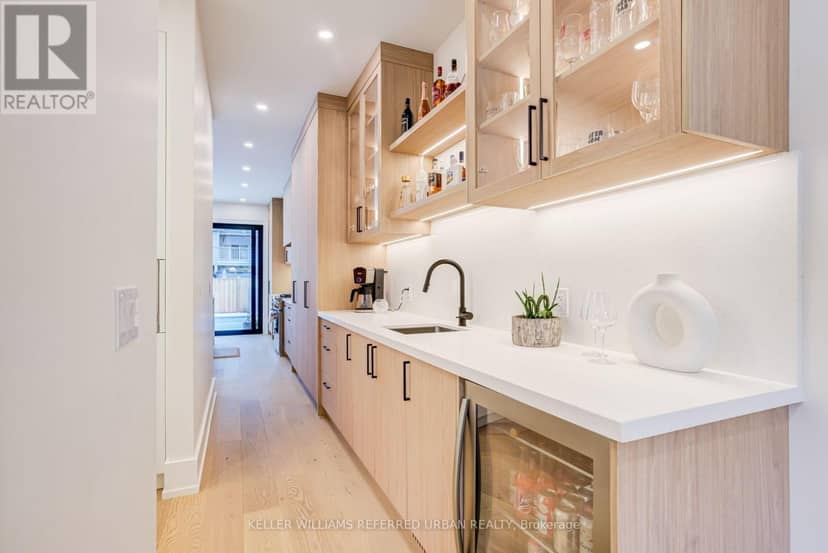 5 Bradbury Crescent — photo 8 of 40