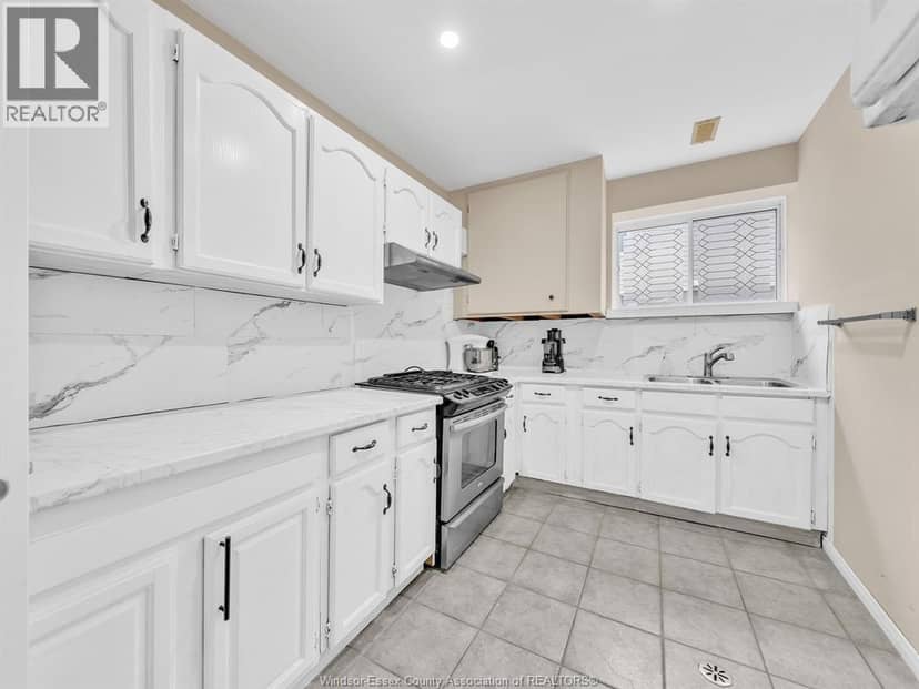 242 George Crescent — photo 34 of 40
