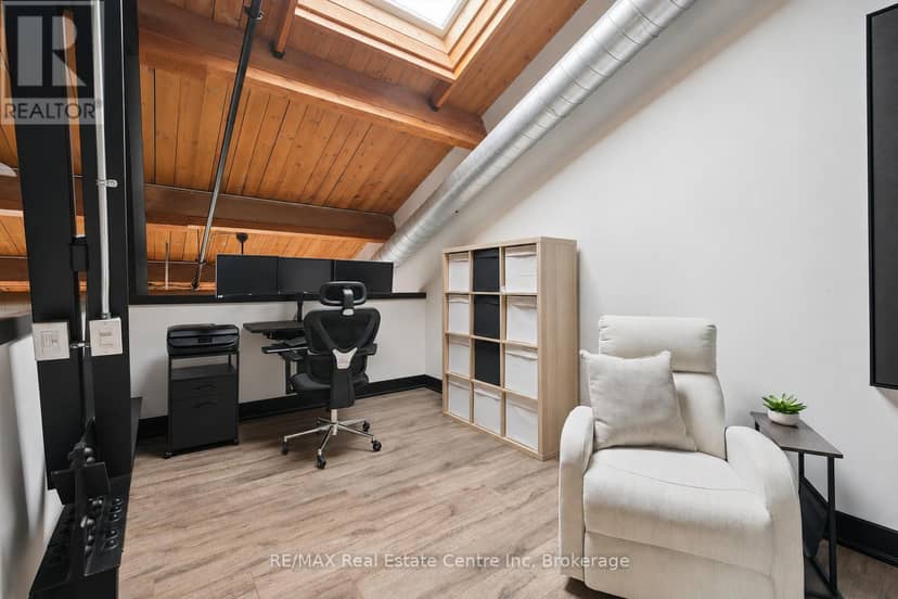324 - 26 Ontario Street — photo 17 of 31