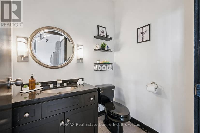324 - 26 Ontario Street — photo 13 of 31