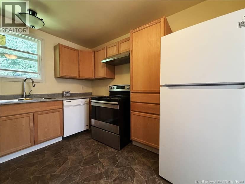 90 Weston Road — photo 11 of 24