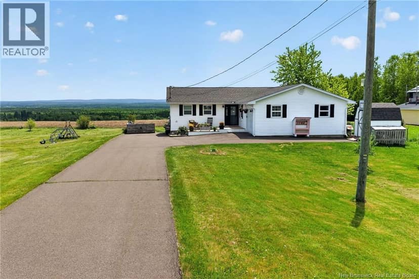 47472 Homestead Road, Steeves Mountain, photo 2