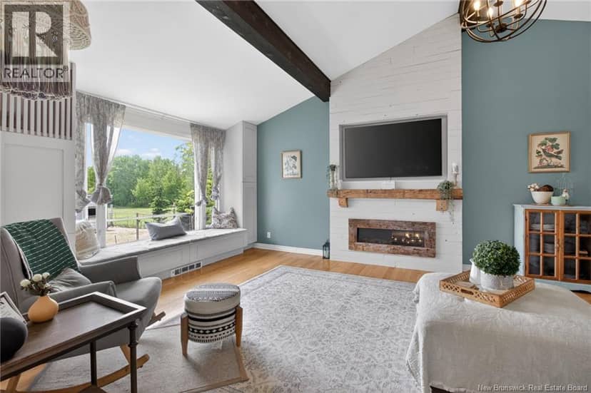 47472 Homestead Road, Steeves Mountain, photo 7