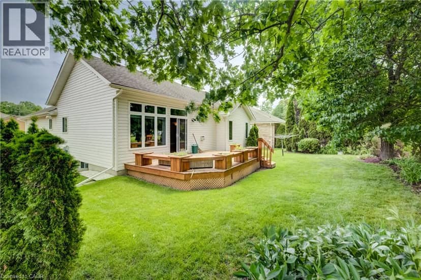 11 SUN VALLEY Drive — photo 34 of 40