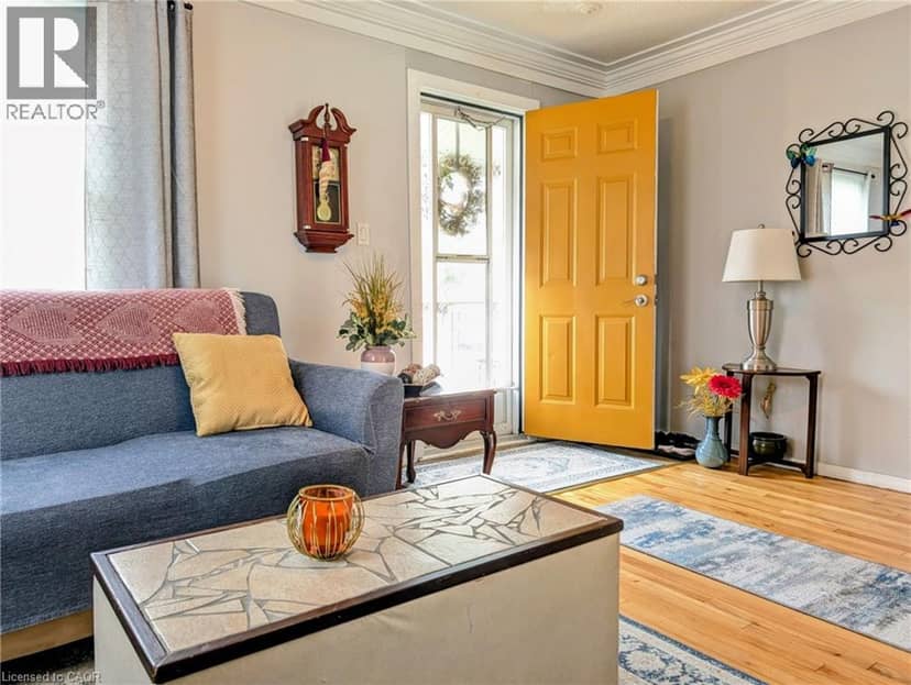 62 NINTH Avenue, Brantford, photo 5