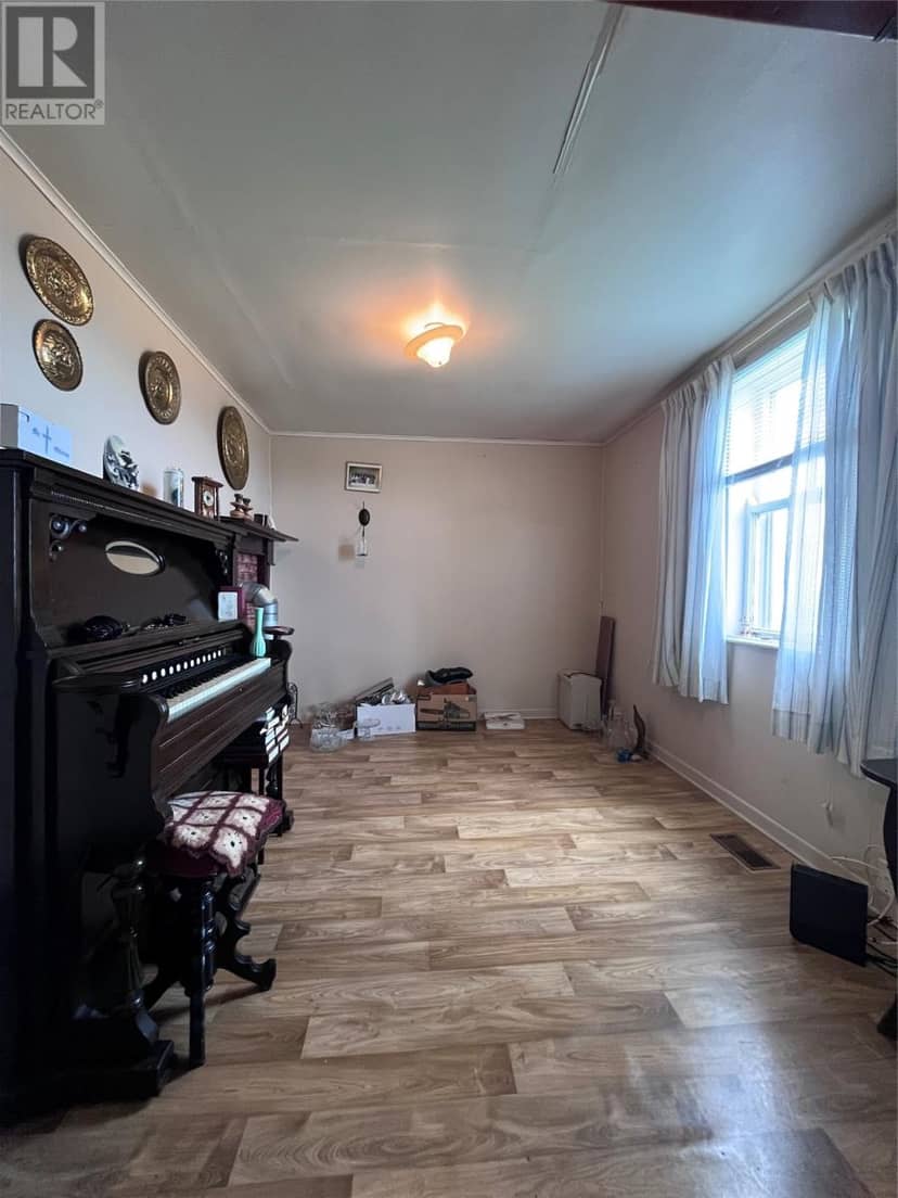 19 Seaview Drive, Garnish, photo 8