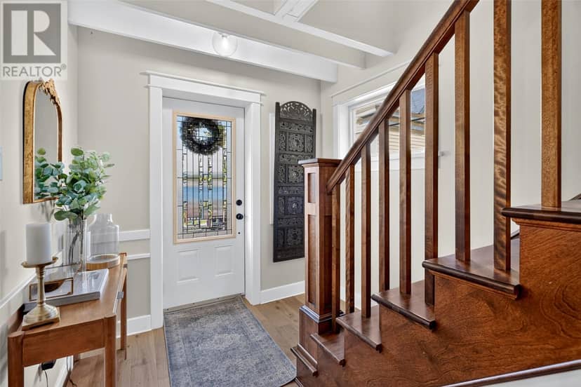108 George Mercer Drive — photo 11 of 40
