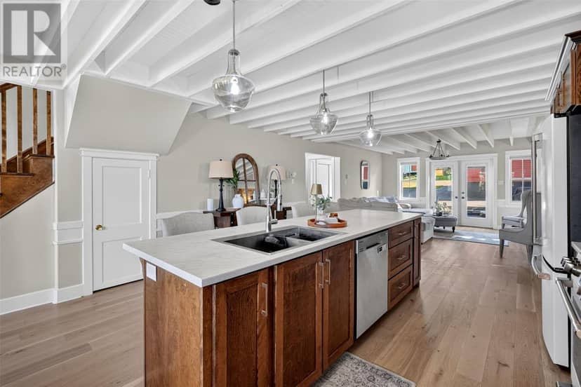 108 George Mercer Drive — photo 14 of 40