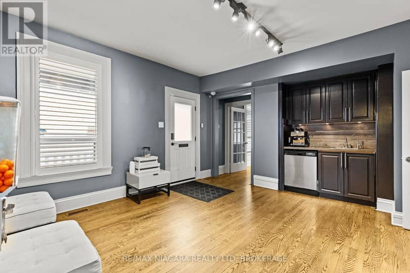 196 King Street — photo 5 of 28