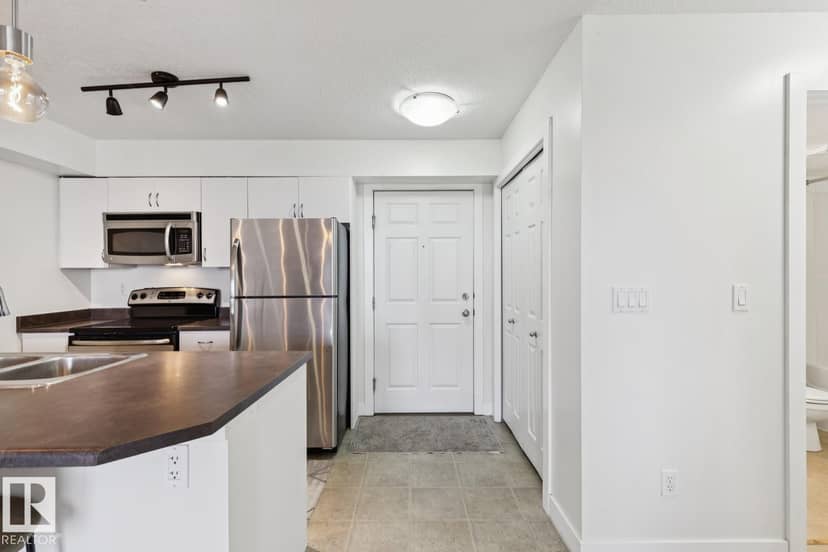 #126 920 156 ST NW NW, Edmonton, photo 3