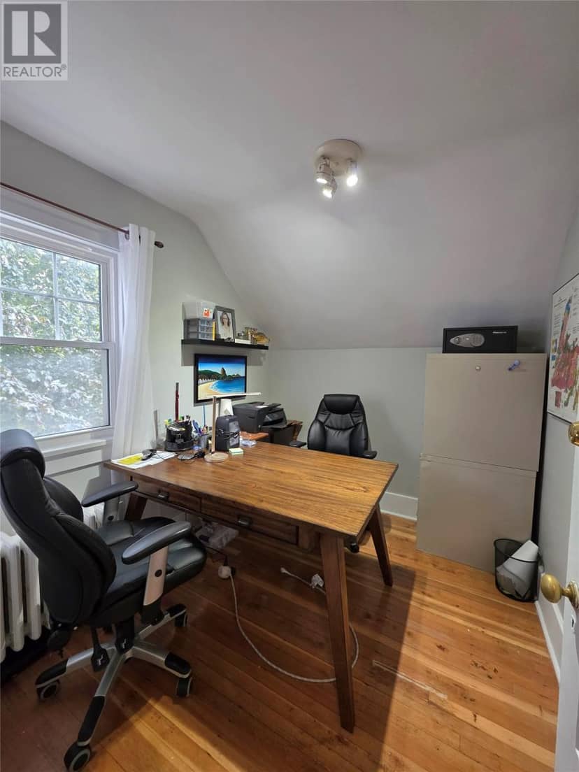 42 EastValley Road — photo 14 of 29