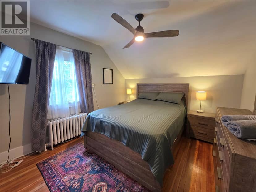 42 EastValley Road — photo 15 of 29