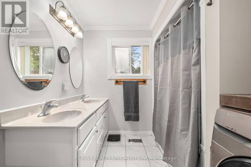 79 Oxford Street — photo 20 of 40