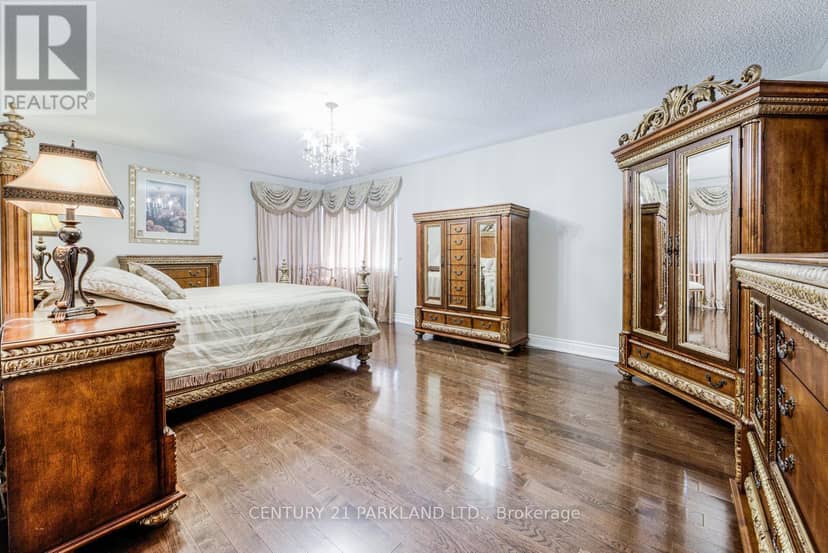80 Glenayr Road — photo 24 of 40