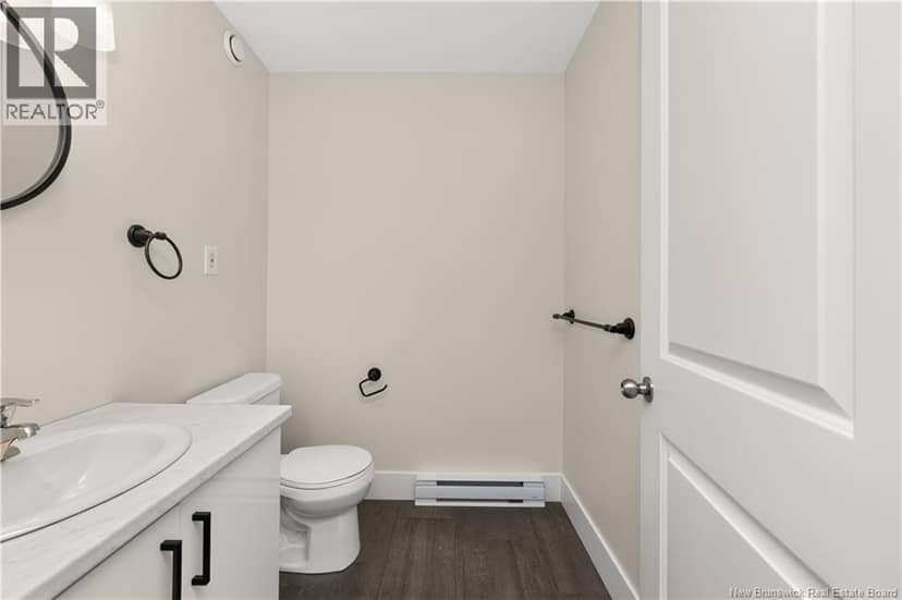 28 de la Colline Street — photo 17 of 40