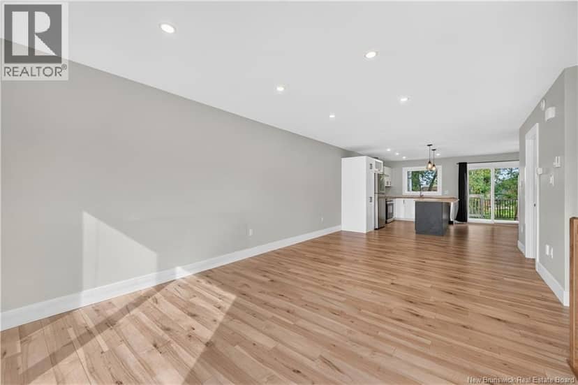 28 de la Colline Street — photo 11 of 40