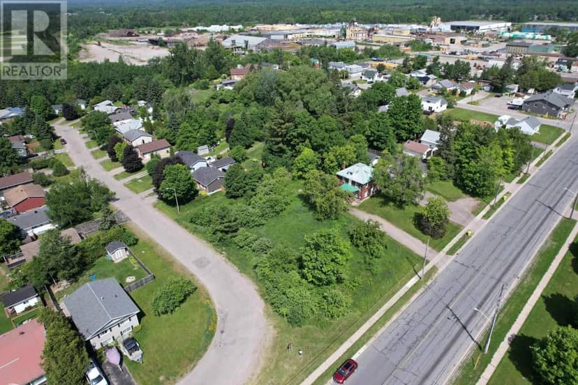 16 Hillside DR — photo 4 of 12