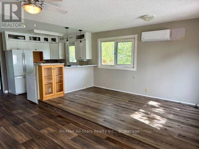 18 Bass Lake Road — photo 11 of 27
