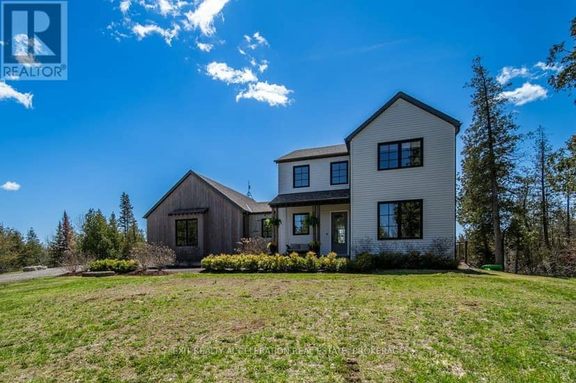 4452 Blessington Road, Tyendinaga, photo 2