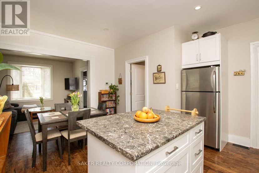 688 William Street — photo 14 of 31