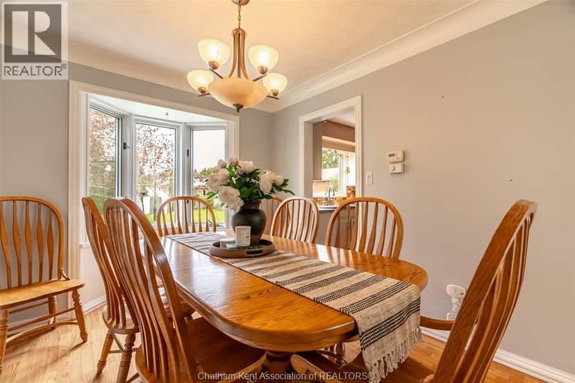 3501 Egremont Road, Plympton-Wyoming, photo 8