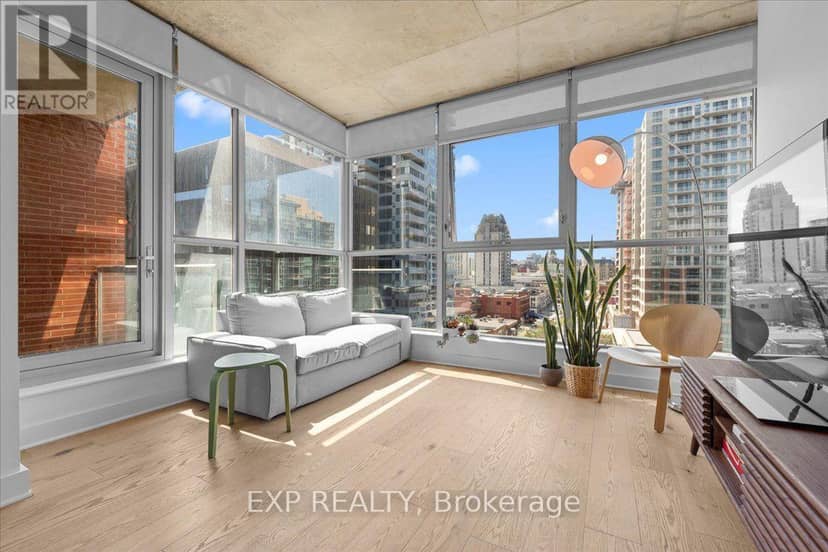 1007 - 179 George Street — photo 14 of 33
