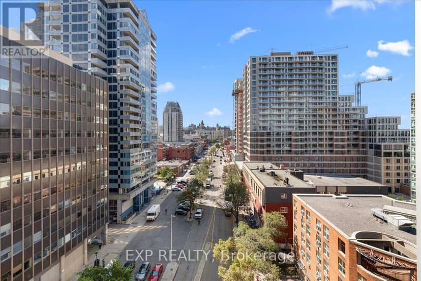 1007 - 179 George Street — photo 26 of 33