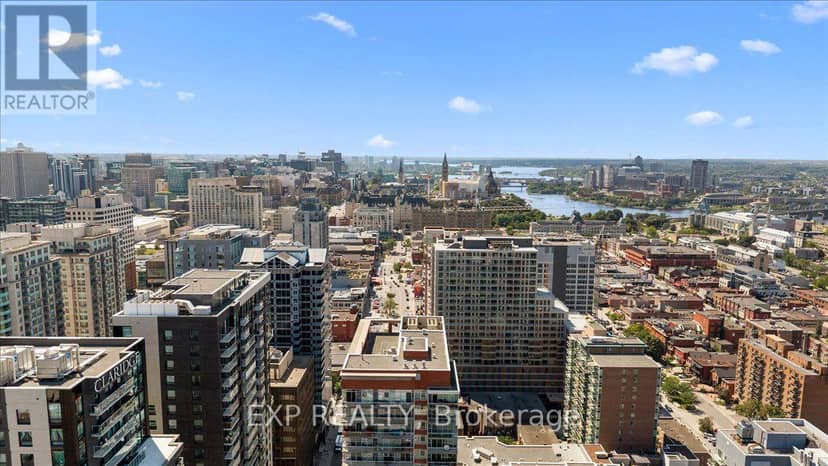 1007 - 179 George Street — photo 30 of 33