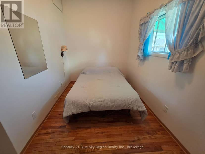 317 Nipissing Street — photo 12 of 38