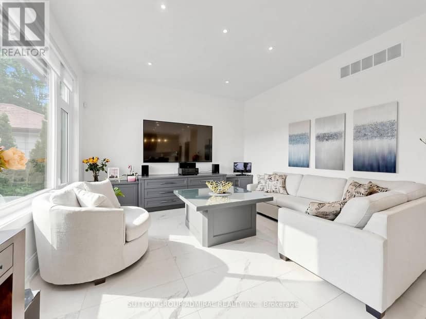18 Dunsmore Gardens, Toronto, photo 7